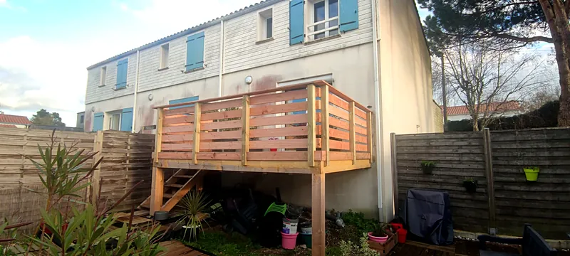 Terrasse surélevée